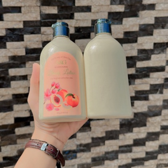 Afifa_Collection Lotion peach A&G brightening lotion,  whitening hand and body lotion 250g