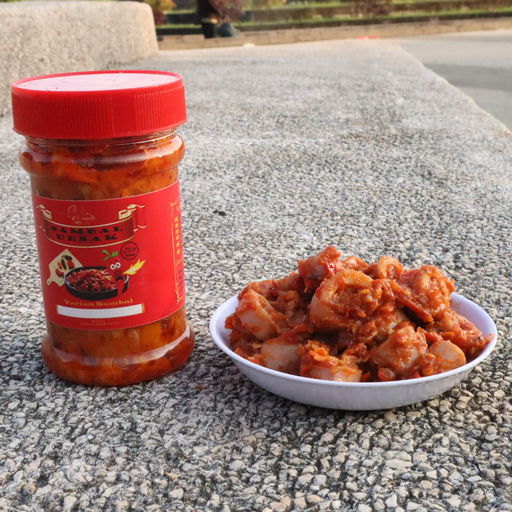 

Sambal cumi uenak / sambal homemade / sambal tanpa bahan pengawet
