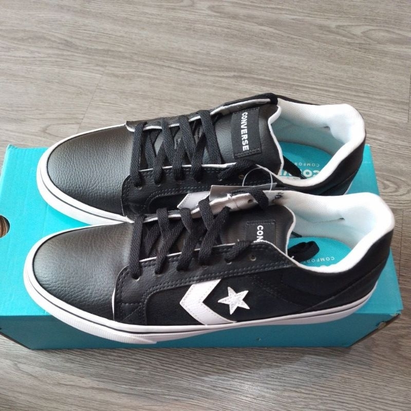 sepatu converse 168741C