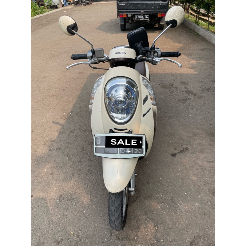 Motor Honda Scoopy Surat Lengkap STNK BPKB 2013 Cream Coklat Siap Pakai Skupi