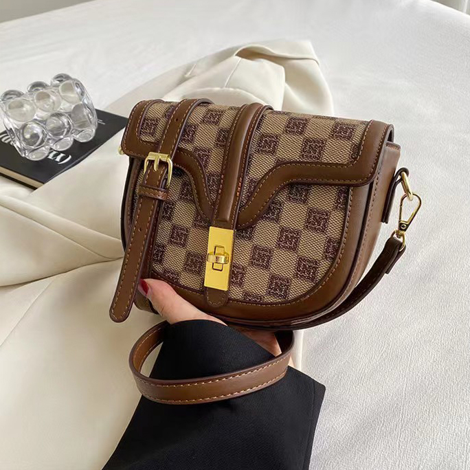 BJ43647 - BROWN/BEIGE TAS SLEMPANG WANITA FASHION IMPORT MODIS ELEGAN TERMURAH TERLARIS TERBARU BAGSTORE JAKARTA TAS BATAM  BQ3647