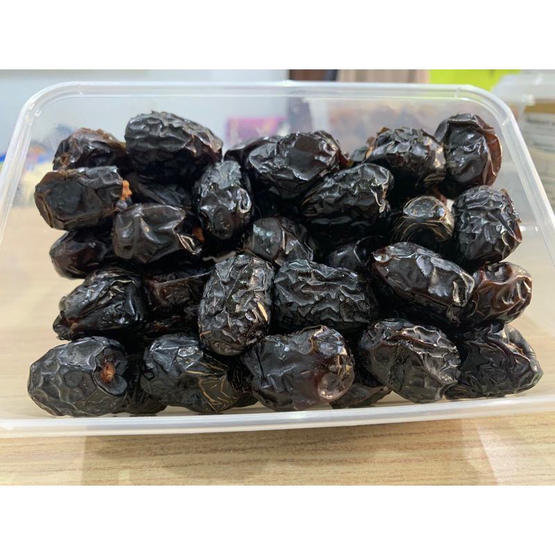 

KURMA AJWA 500gr