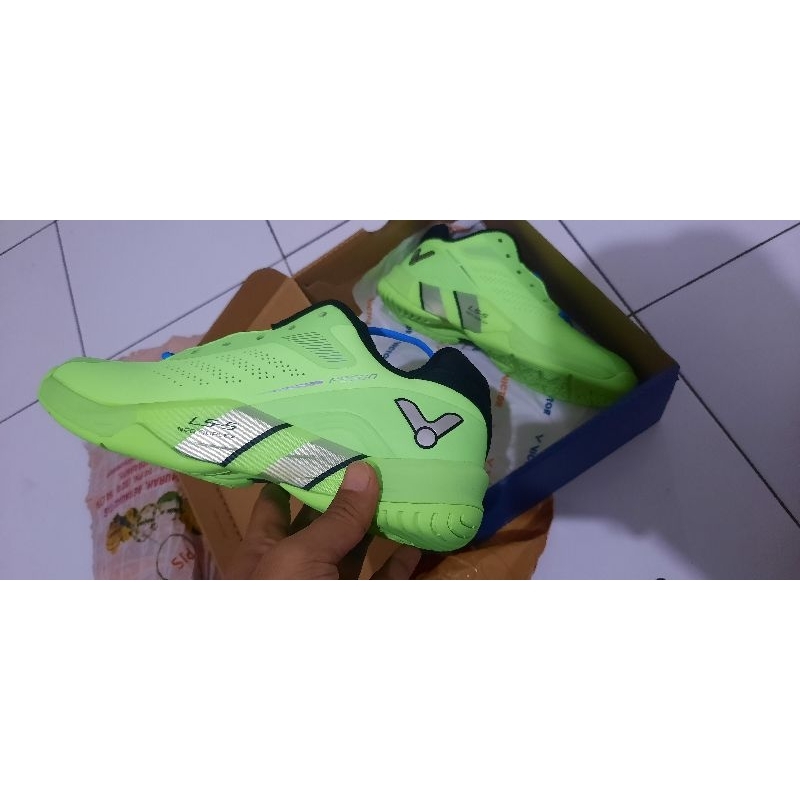 sepatu victor P9500 CY