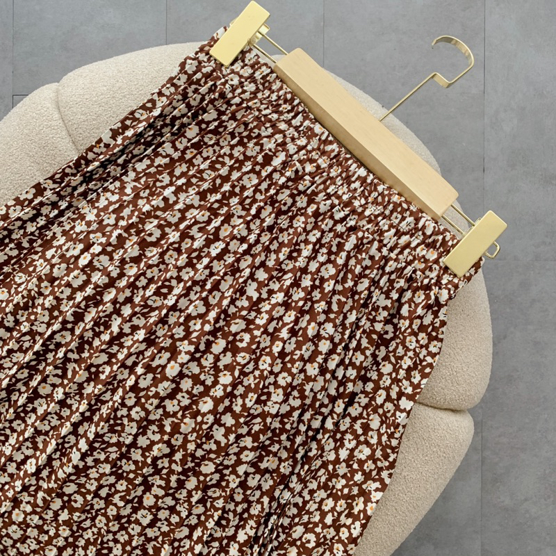 Jia Flowery Pleats Skirt By Syamaita