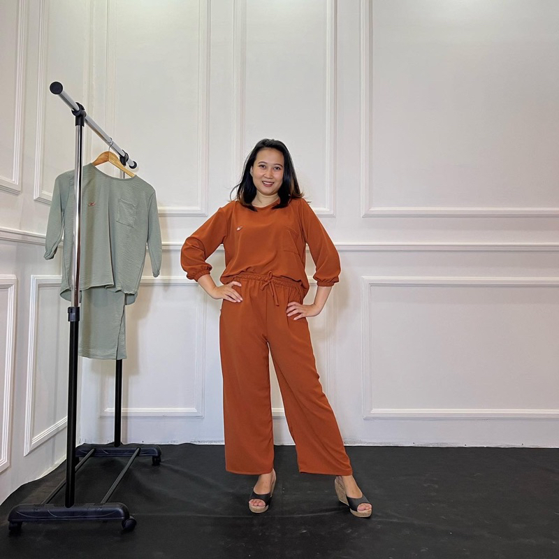 Hafilah Oneset Setelan Baju Wanita Bahan Kain Crinkle Airflow