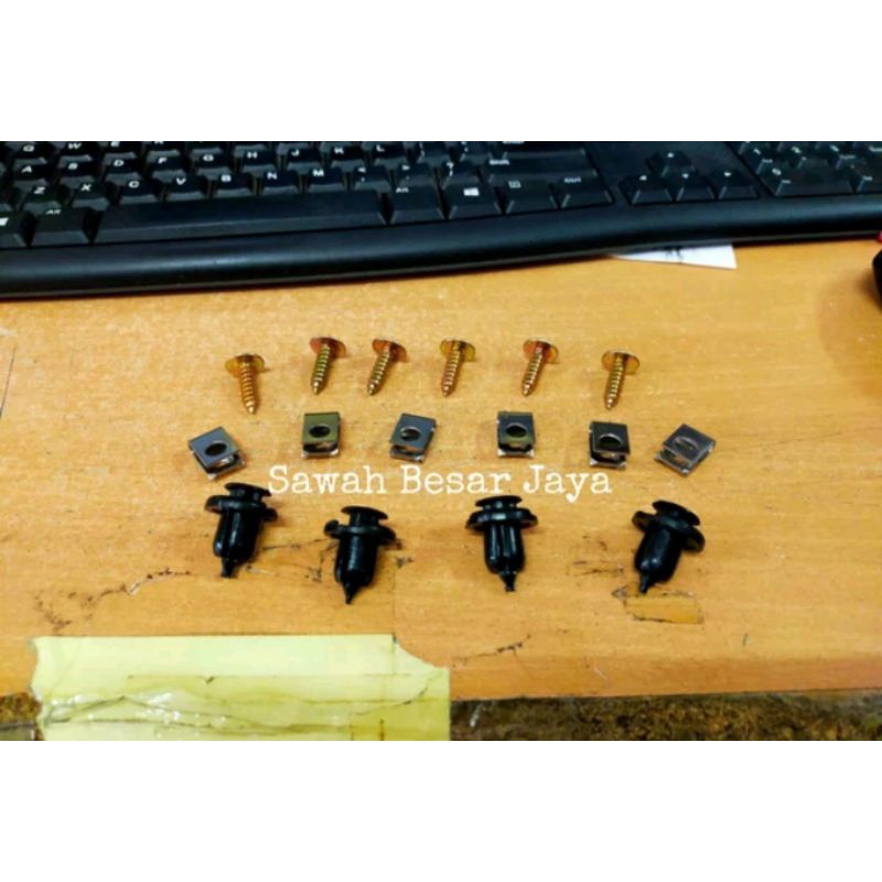 Ready Stock Baut Clip Klip Kancing Plastik Cover Engine Deck Dek Bawah Mesin Tengah Honda Brio Mobil