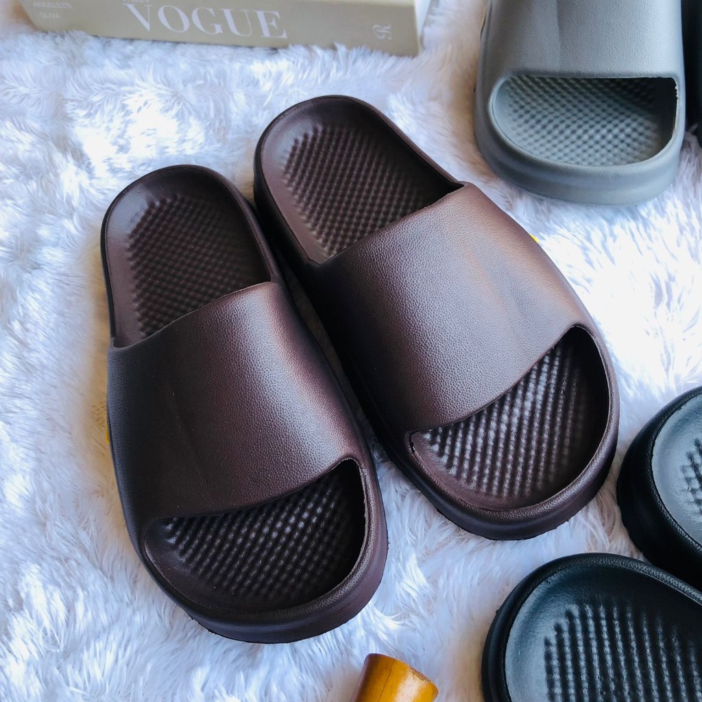 Sandal Selop Full Karet / Sandal Slide Pria Casual / Sandal Distro Keren anti air dan Lentur Sandal Slide Cowok SMILE/Sandal Slip Anti Air/Sendal Selop Anti Licin Karet Tebal Promo Mitra