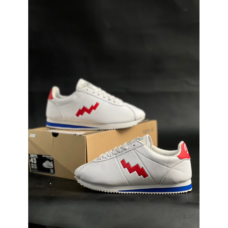 SAPTY ORIGINAL- Sneakers Classic White Low Bahan Leather, Sepatu Klasik Pria Wanita, Sepatu Lokal OriginaL, Sepatu Olahraga Ori, Sepatu Pria, Sepatu Sekolah, Sepatu Kets, Sepatu Lari Jogging