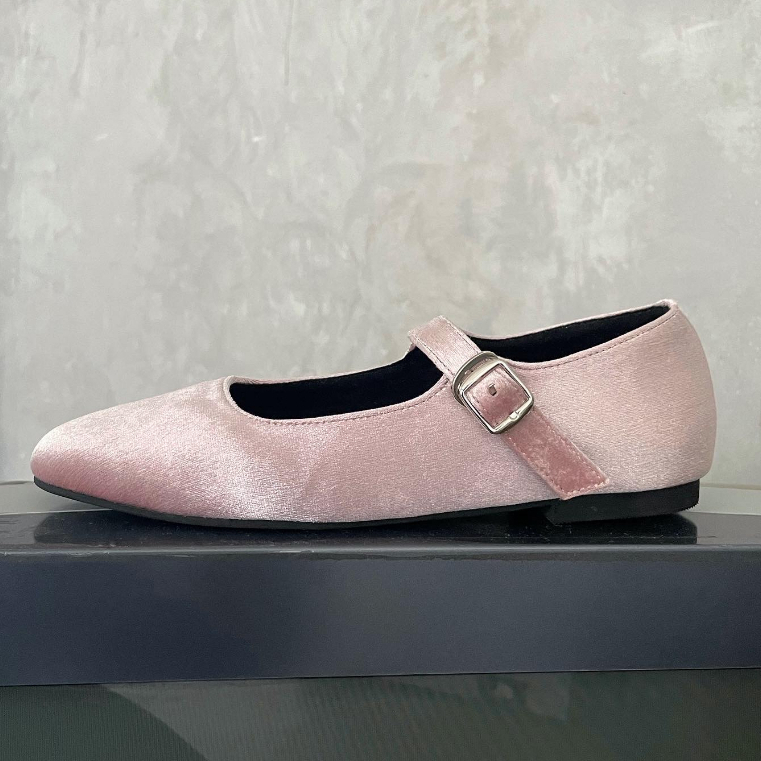 Morrs - Odette Flats
