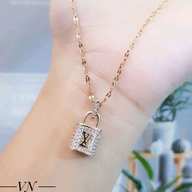 Kalung Gembok Titanium Perhiasan Wanita Dewasa 2707a2