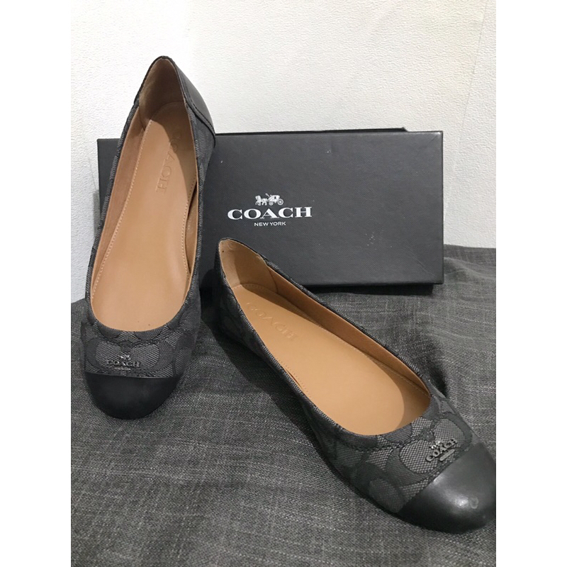 Coach chelsea signature flat shoes preloved
