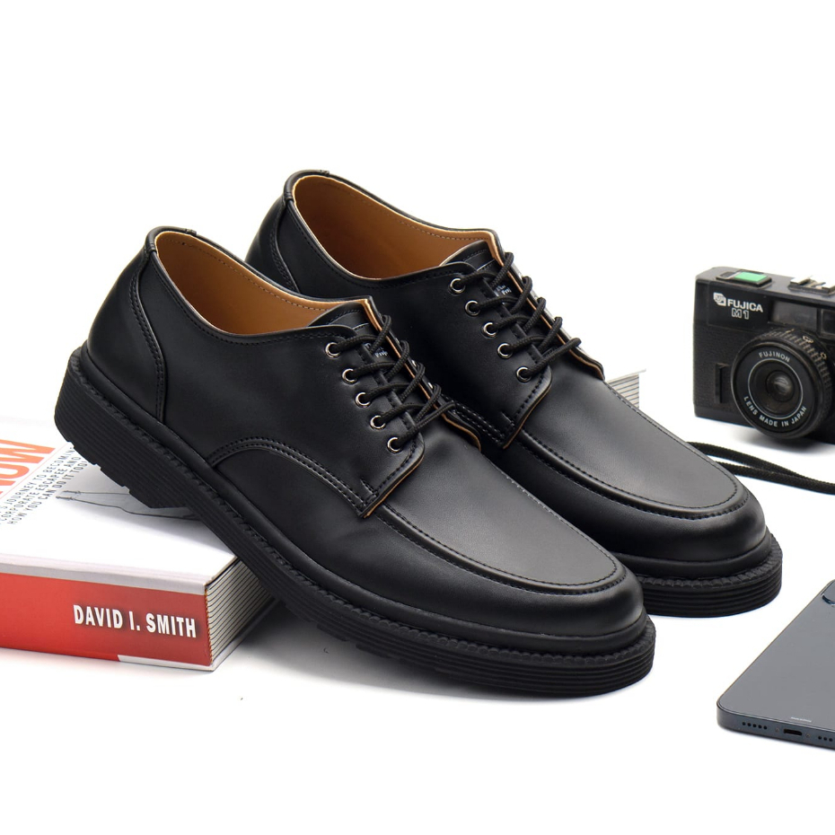 FREDDO 2.0 FULL BLACK |ManNeedMe x RAN| Sepatu Pantofel Pria Formal Derby Shoes SOL DIJAHIT