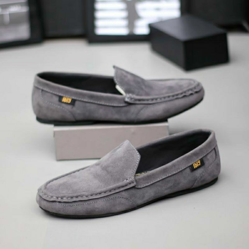 bungkusuku modmax - Sepatu Casual Slip On Pria Trendi Kulit Suede Selop Santai Main Kerja