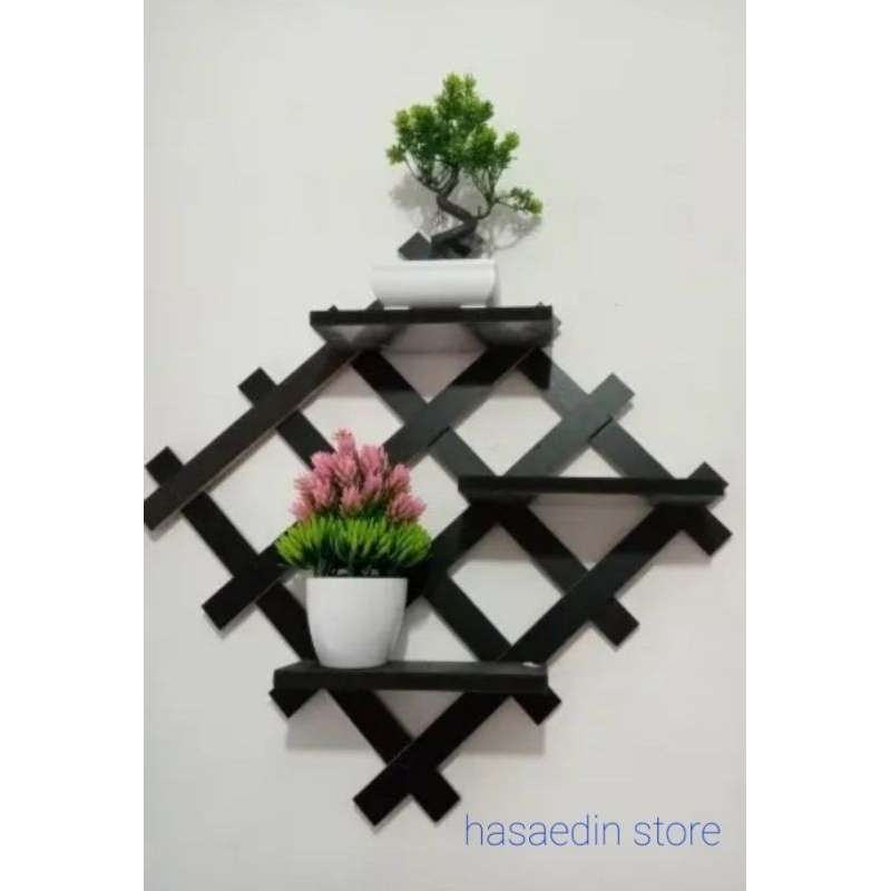 rak hiasan pot bungga tempel dinding / rak kayu hiasan dinding minimalis motif pagar wajik