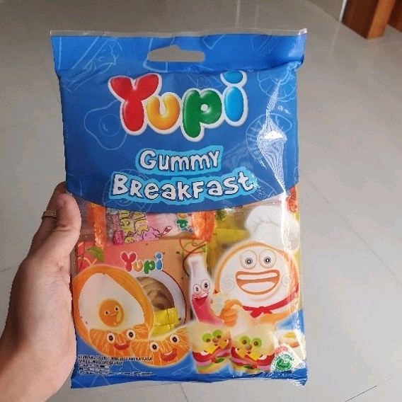 

Yupi Gummy Breakfast permen set size besar 95gr