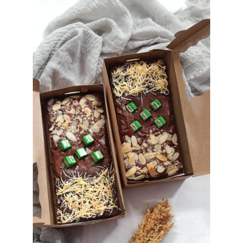

Brownies Fudgy dark | Kue nama ulangtahun | Kue Anniversarry