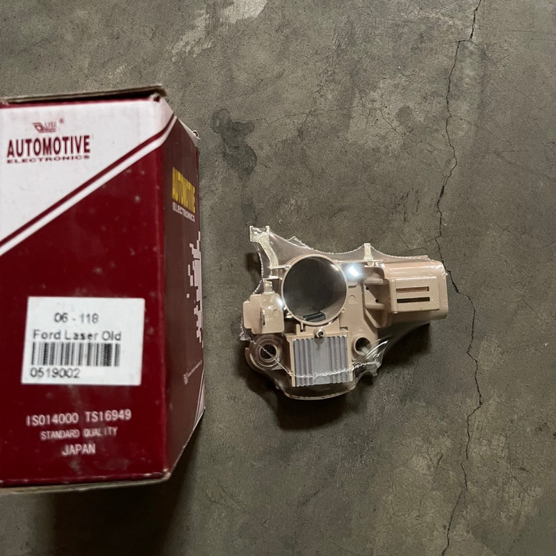 IC REGULATOR FORD LASER OLD 12V