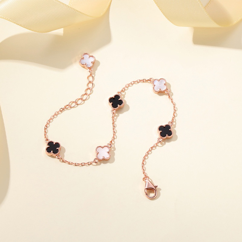 Gelang Tangan Titanium Clover GRT22-29-41LN