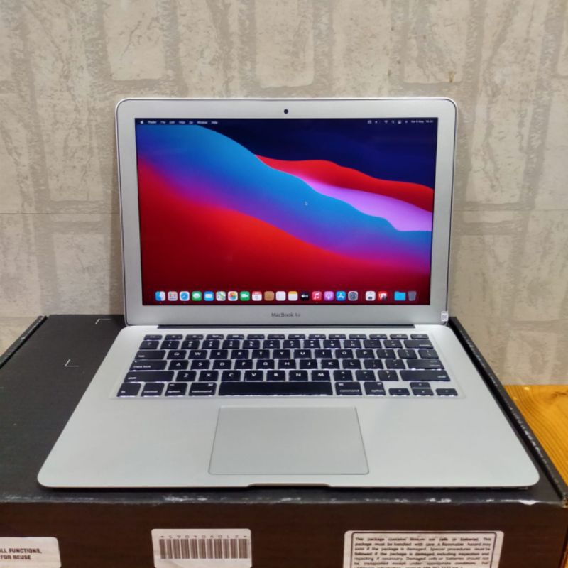 Laptop Macbook Air Early 13 inch 2015 intel Cor i7 Ram 8GB SSD 128GB Keyboard backlight