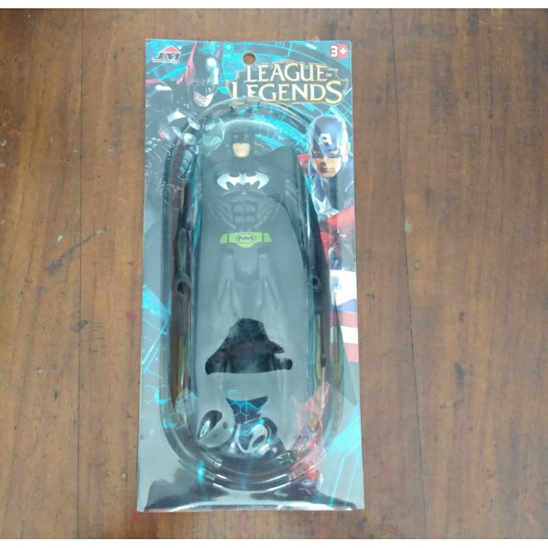 mainan anak laki robot batman action figure