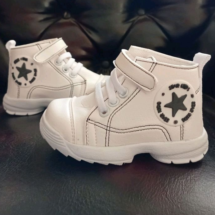 pikoobaby - Sepatu anak laki laki / Sepatu bayi laki laki 1 tahun 2 tahun/ Sepatu bayi 1 tahun laki 