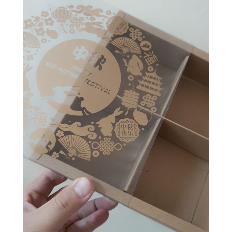 

Dus Mika Mooncake 125 gr SEKAT 4 Uk. 20x20x6cm ( 1 pack isi 5 pcs dus )