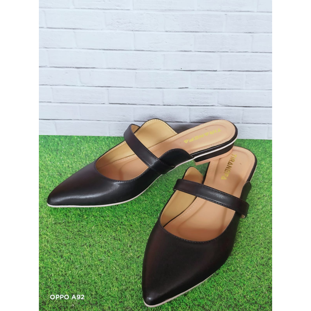 sandal flat shoes wanita / sandal bustong wanita