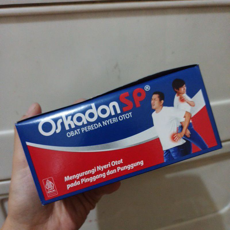 Oskadon SP strip 4 tablet pereda nyeri otot pinggang dan punggung