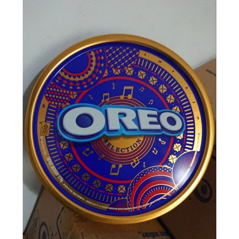 Oreo Selection kemasan kaleng 276gr