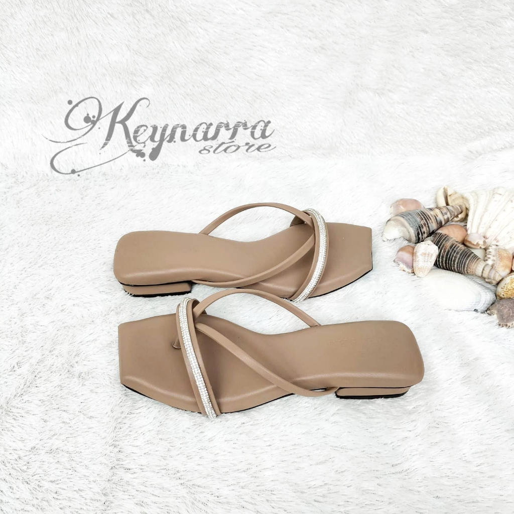 Keynarra Sendal Wanita CH 123 Tinggi 3cm