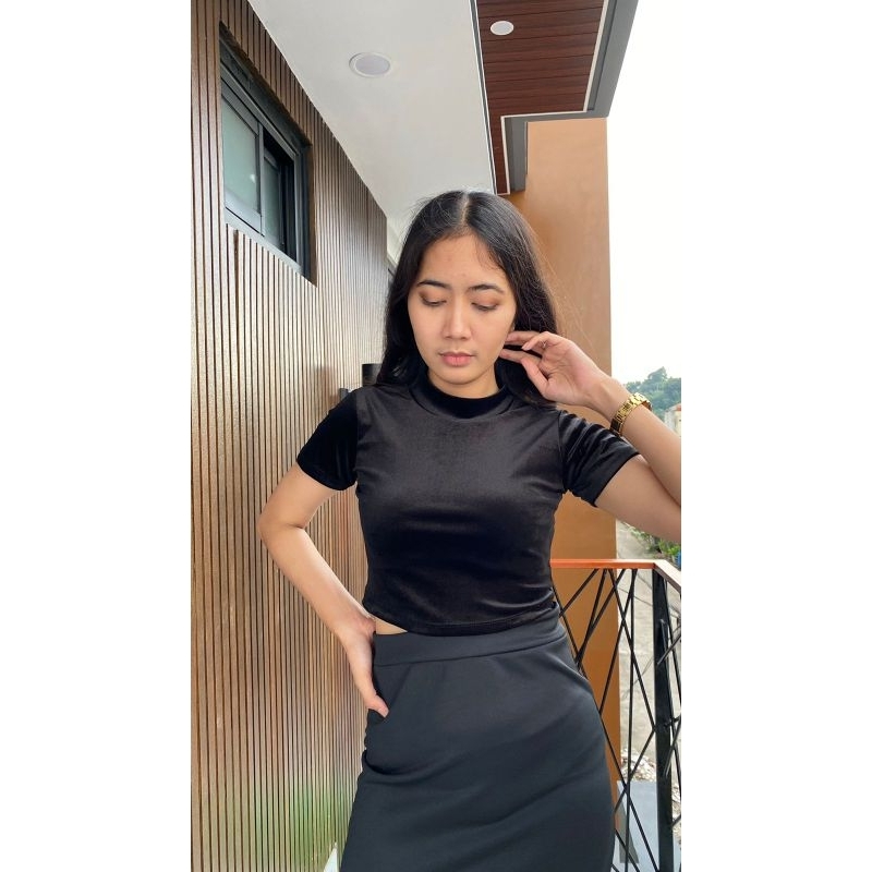 VIKA Korean Velvet Crop Top / Crop Top Bludru 024 (Size XS-XL)