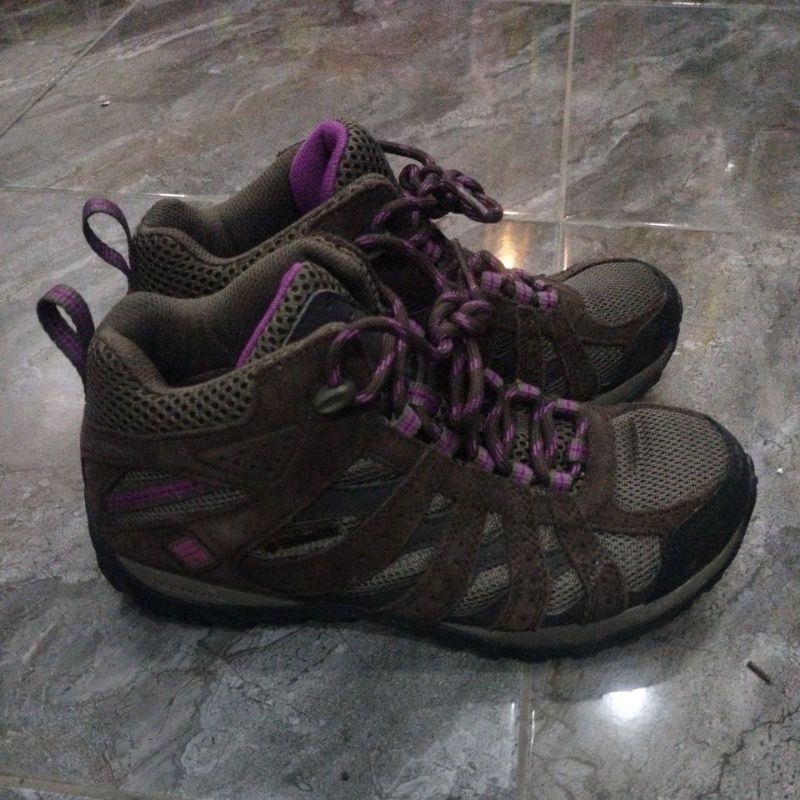 SEPATU OUTDOOR COLUMBIA