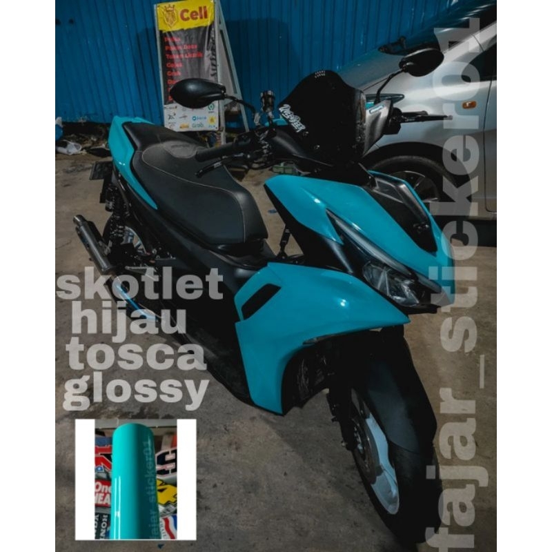 SKOTLET HIJAU TOSCA GLOSSY STIKER HIJAU TOSCA
