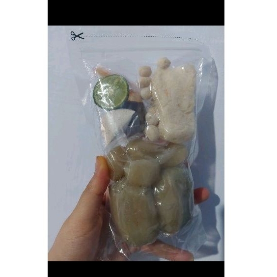 

Baso Aci Isi Ayam Suwirrr Pedassss