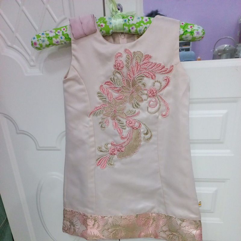 preloved dress pesta anak perempuan merk princessa 4 tahun rose gold