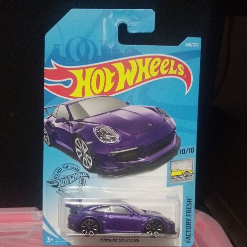 Hot Wheels Porsche 911 GT3 RS ungu