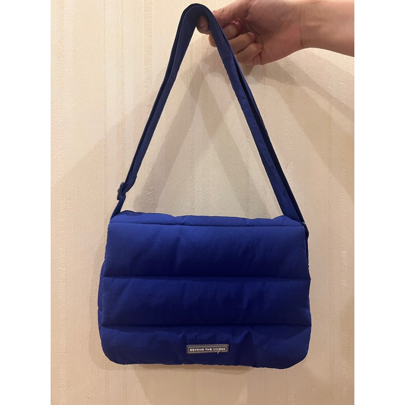 PRELOVED Beyond The Vines BTV Poofy Bag