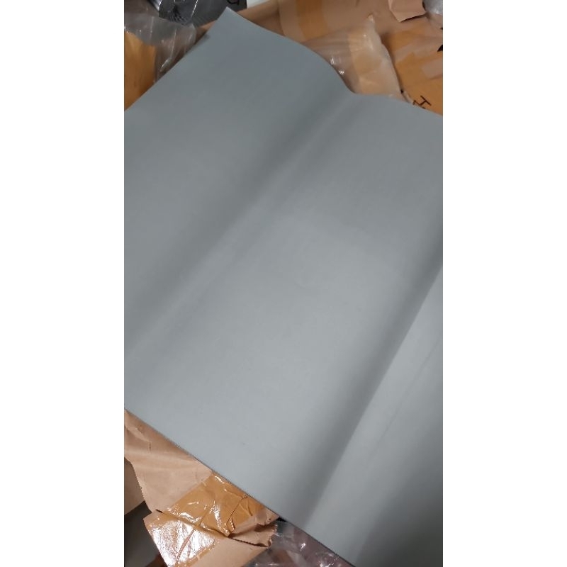 

kertas kado polos abu2 45 lbr
