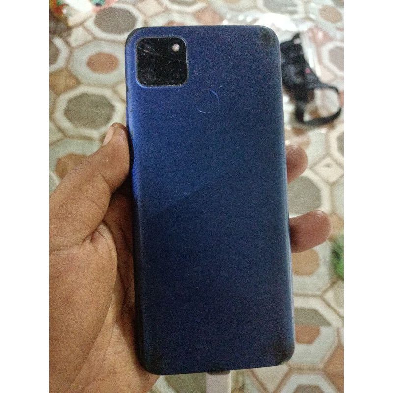 realme c12 minus
