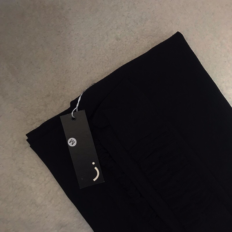 FK (French Khimar) Classic by Zaysa warna hitam size M bahan wrinkle | Zaysaku | Jilbab Syari