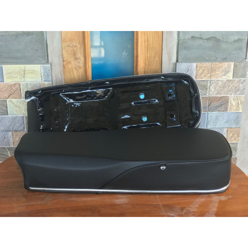 JOK MOTOR CB BUSA BIRU ANTI GEMBOS KULIT MBTECH KARBON - JOK CB MBTECH KARBON