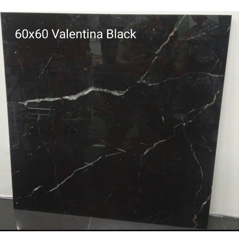 Granit 60x60 Kilap IGRESS Valentina Black