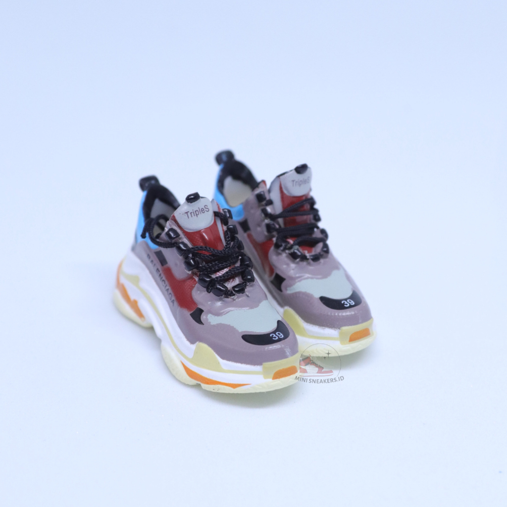 SNEAKER KEYCHAIN 3D BALENCIAGA TRIPLE S GREY RED BLUE MINIATUR