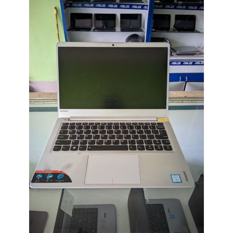 Lenovo IdeaPad 710S-131KB core i5 7th gen ram 8gb