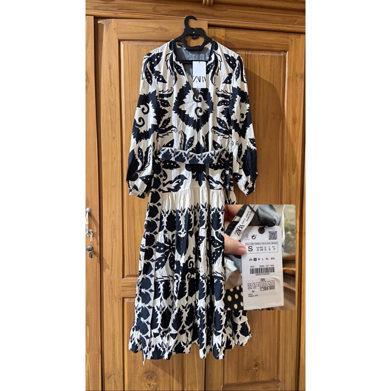 Zara Dress Original Store