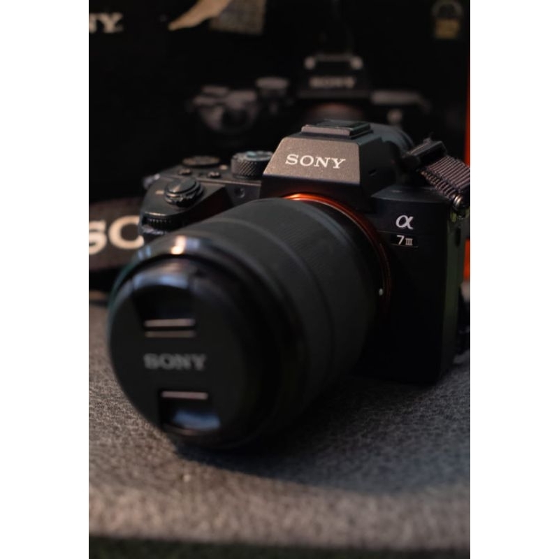 SONY A7III MASIH MULUS + LENSA KIT 28-70mm