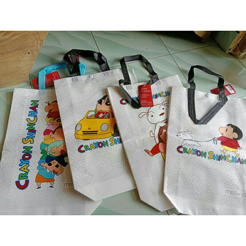 [ARM] Tas Totebag Gambar Kartun Sinchan