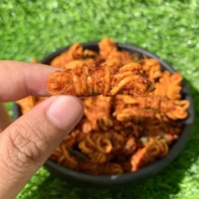 

mie gulung pedas daun jeruk