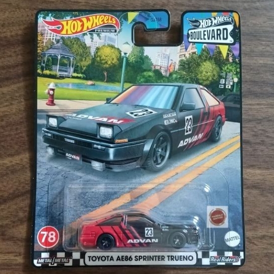 Hotwheels Premium Boulevard R Toyota AE86 Sprinter Trueno