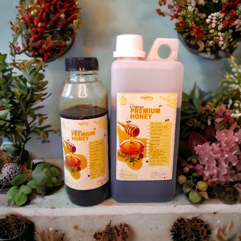 

Madu Herbal Hitam Pahit Kemasan 1 Kg